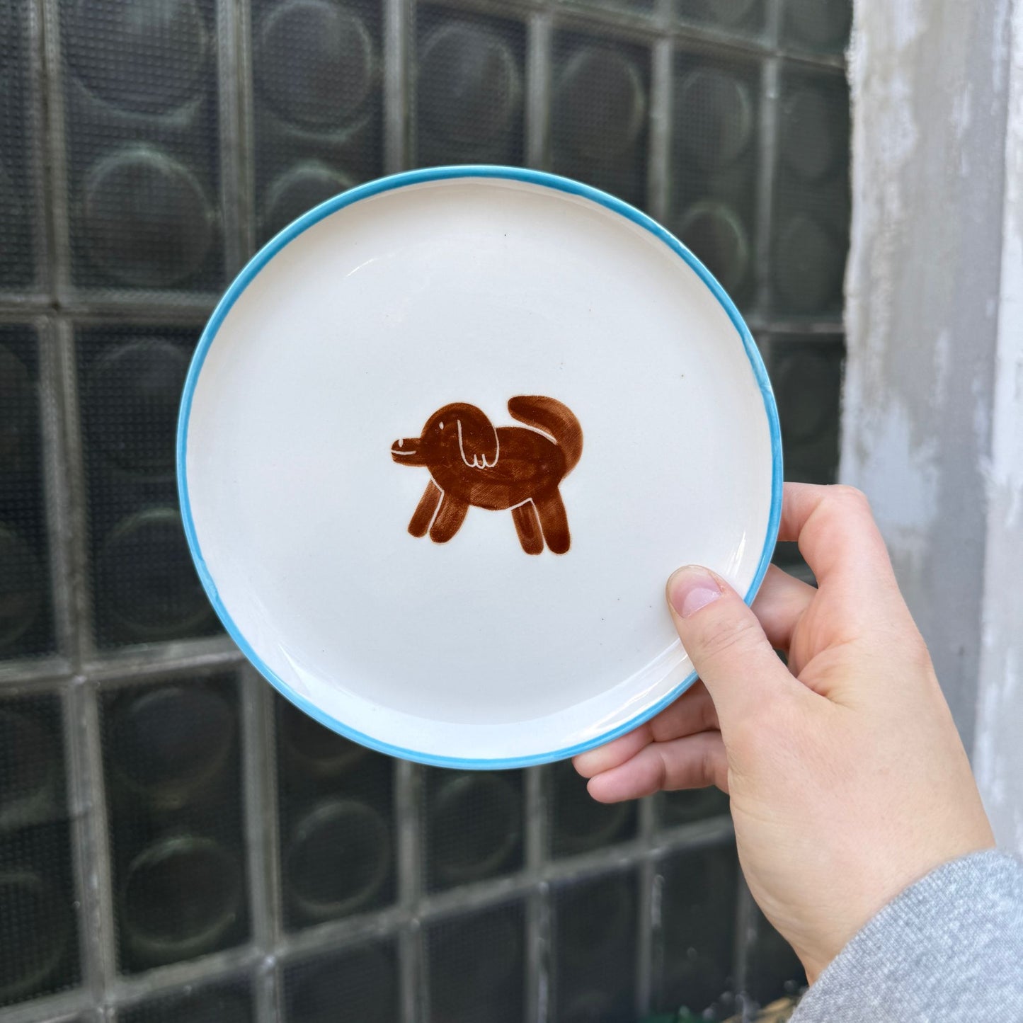 Talerzyk z pieskiem 17 cm