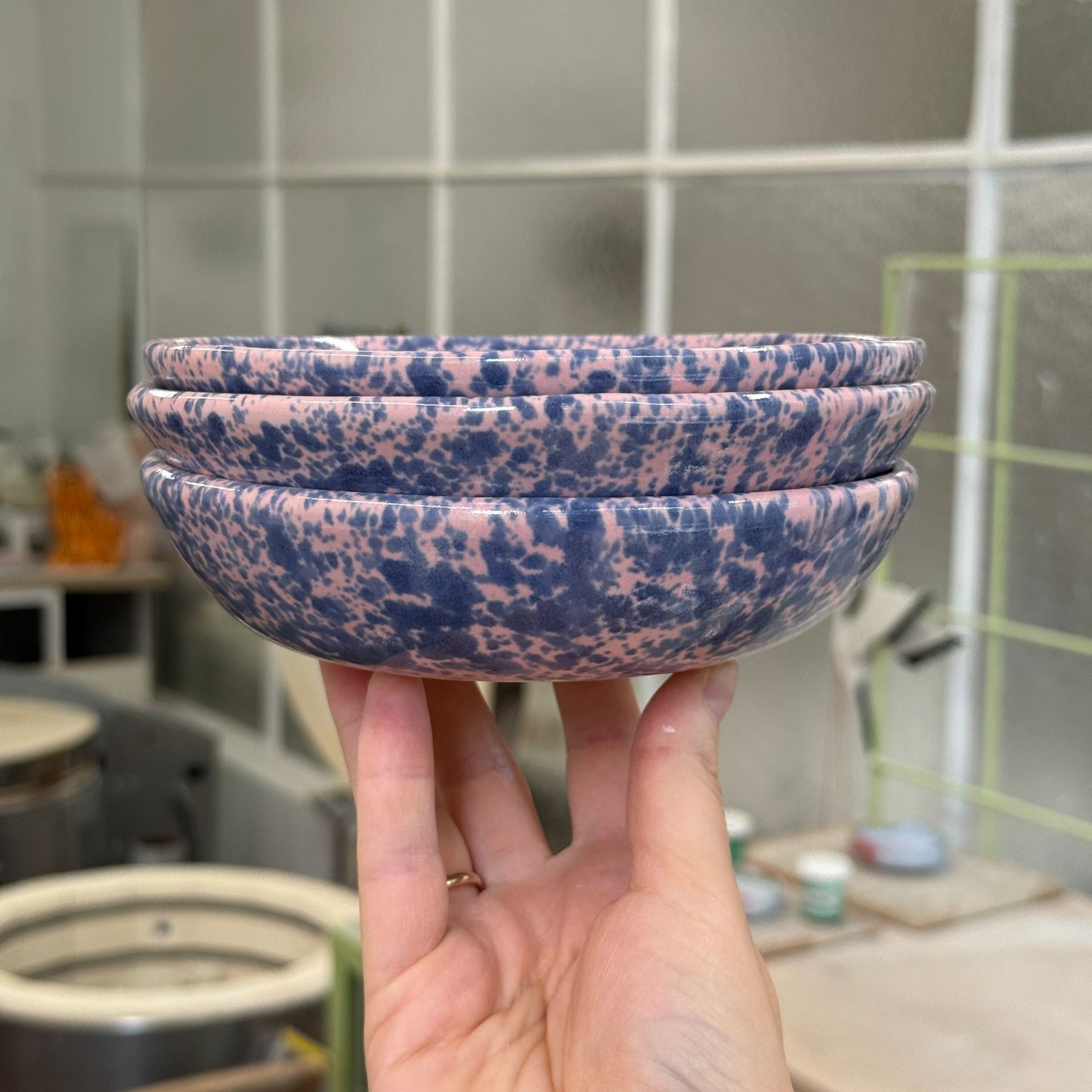 Płaska miseczka 16 cm - różowo-kobaltowa