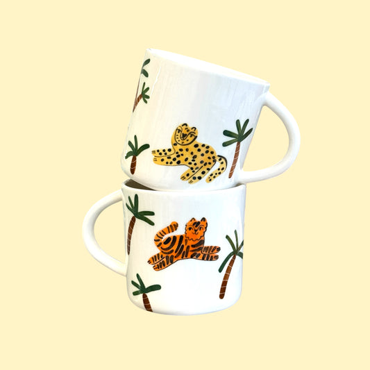Duży kubek herbaciany 580 ml - tygrysy i lampaarty pod palmami
