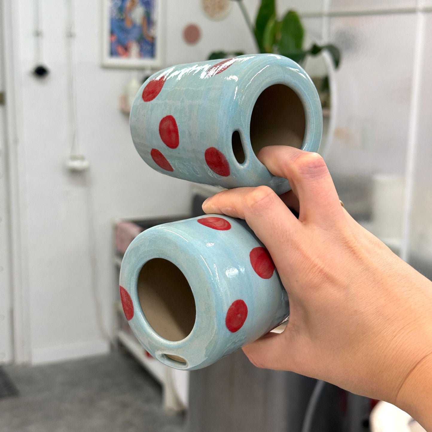 Travel tumbler / kubek na wynos - błękitny w czerwone kropki