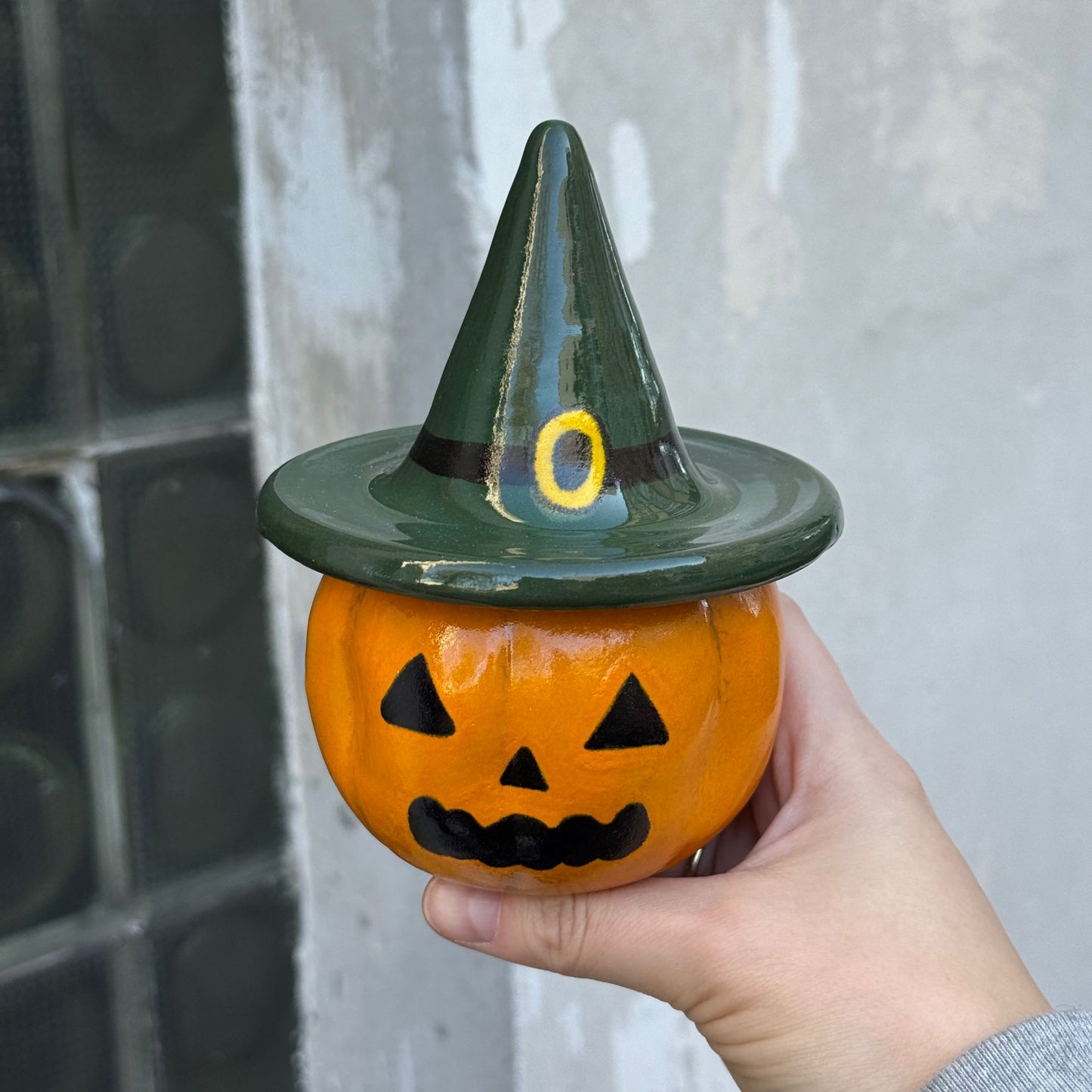 Pudełko - dynia w wysokim kapeluszu