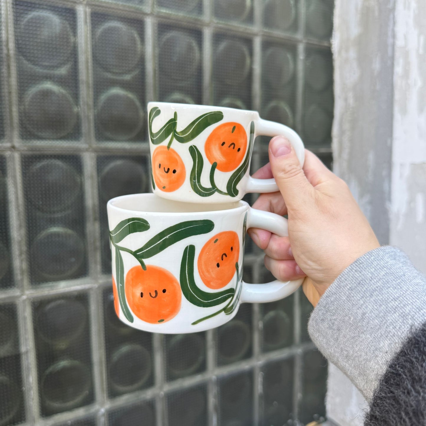 Kubek z pomarańczkami / mandarynkami