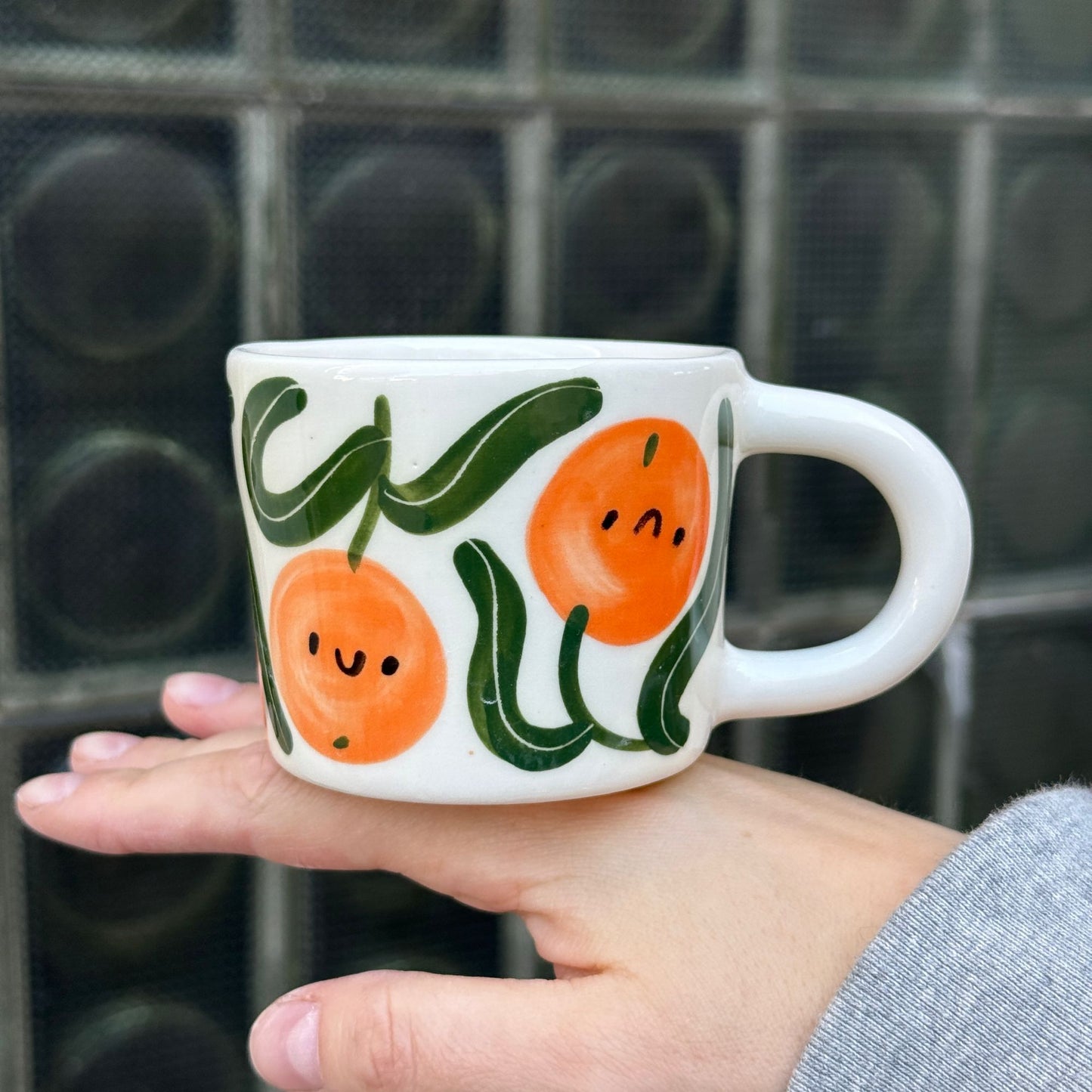 Kubek z pomarańczkami / mandarynkami