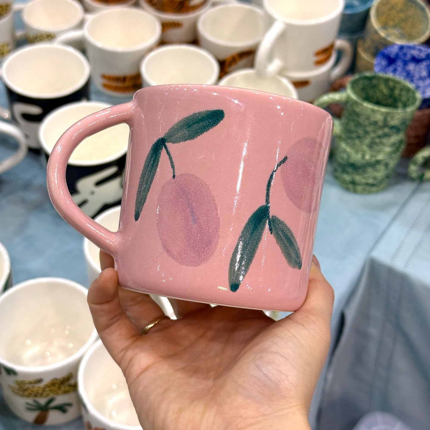Duży kubek herbaciany 580 ml - śliwki