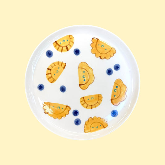 Talerz w pierogi z jagodami 22 cm