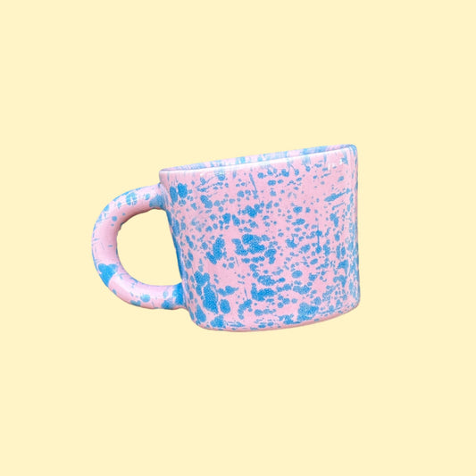 Nakrapiany kubek - różowo-niebieski