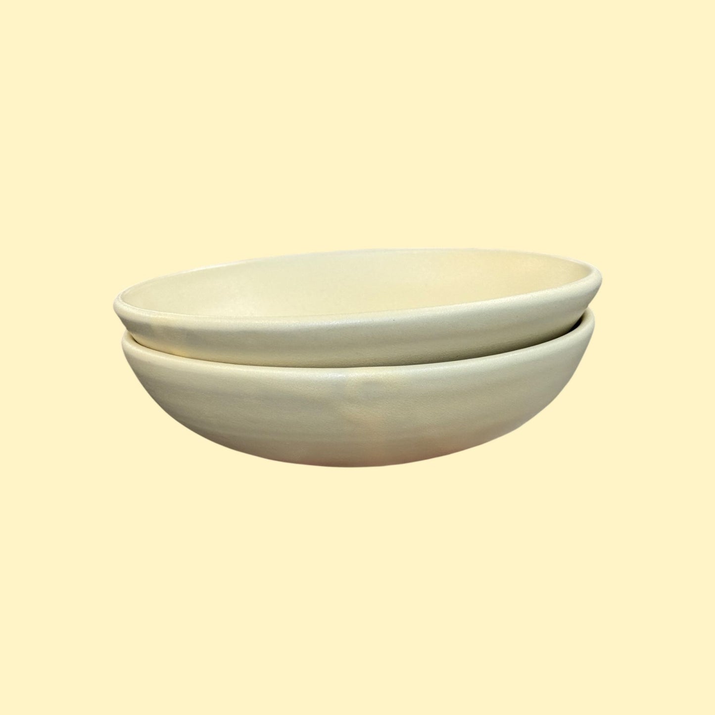 Płaska miseczka 16 cm - żółta matowa