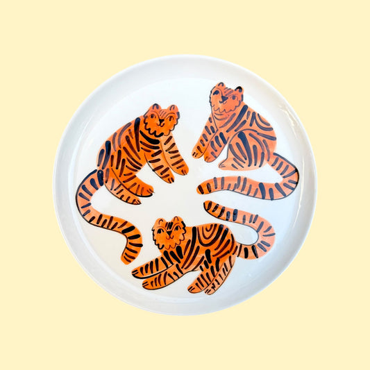 Talerz z kłębowiskiem tygrysów 22 cm